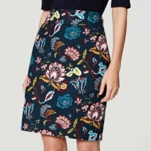 ANN TAYLOR LOFT floral pencil skirt